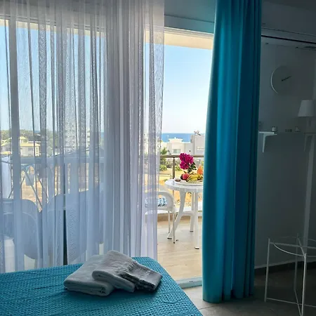 Park Residence,studio,sea View Long Beach, Iskele Apartment *